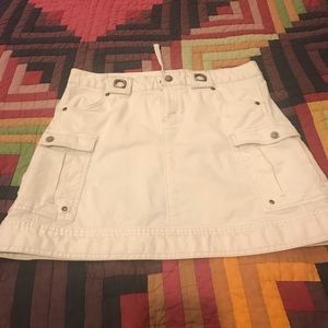 Athleta Organic cotton white cargo skirt